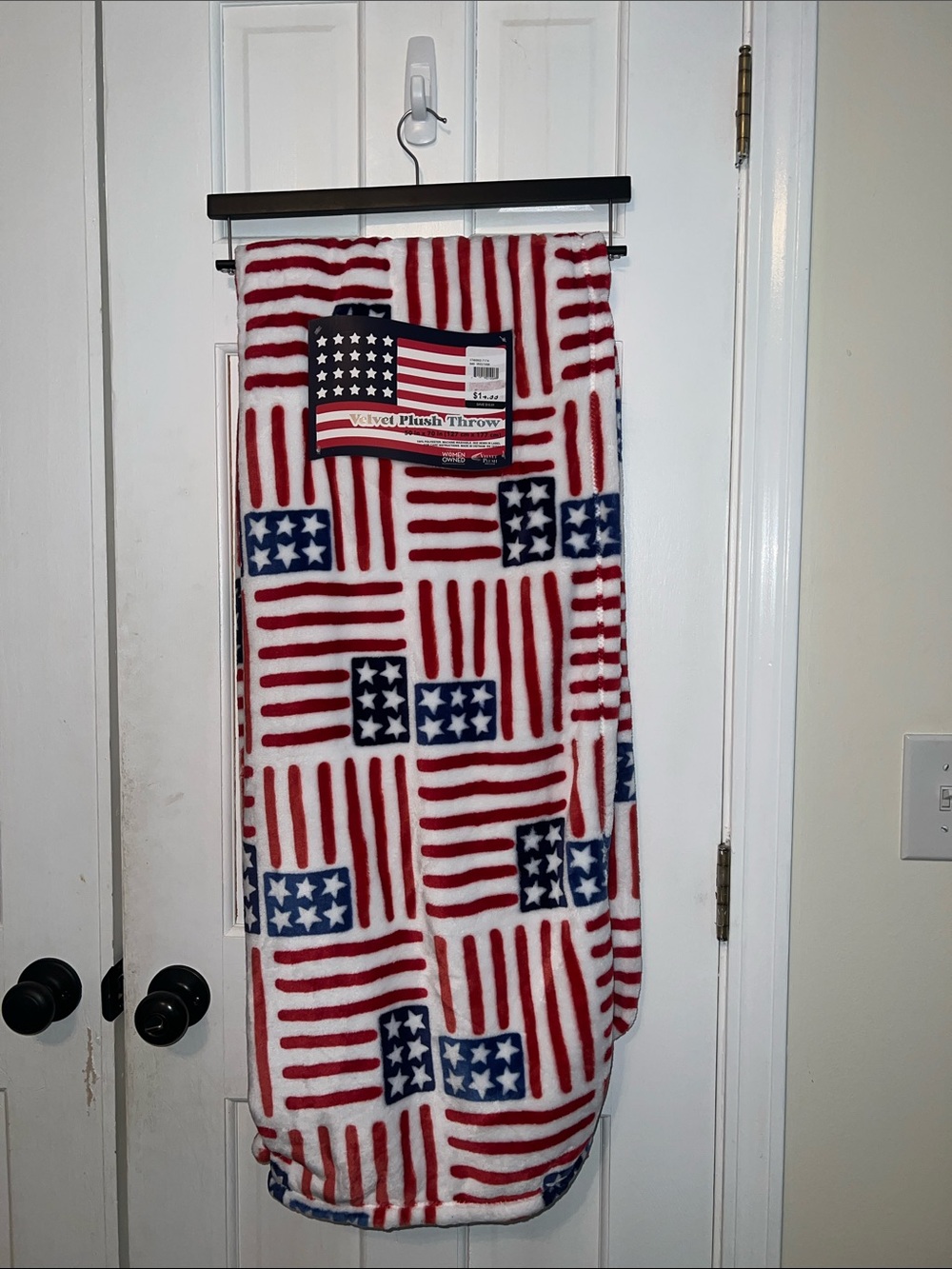 Classic American Flag Velvet Plush Throw Blanket - Red, White & Blue